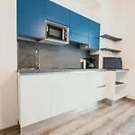 Al 13 - Lakeside Leisure & Business Apartamento Stresa