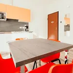 Apartamento Al 13 - Lakeside Leisure & Business *
