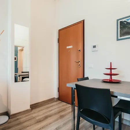 Al 13 - Lakeside Leisure & Business * Stresa