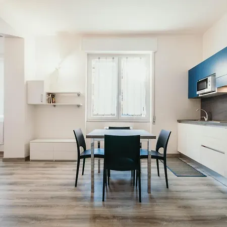 Апартаменты Al 13 - Lakeside Leisure & Business Стреза