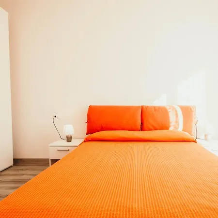 Al 13 - Lakeside Leisure & Business Apartment Stresa