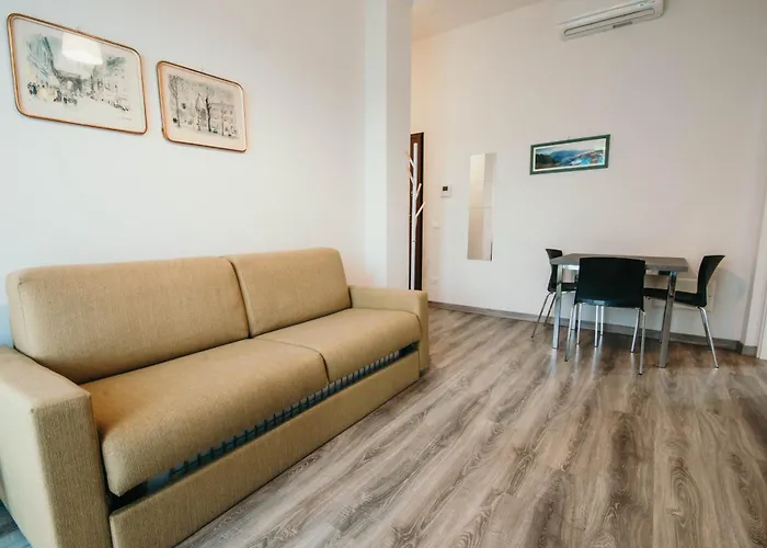 Al 13 - Lakeside Leisure & Business Apartamento