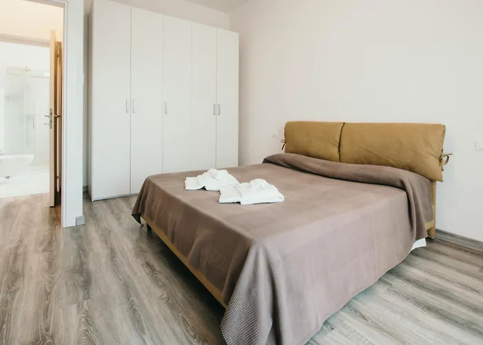 Al 13 - Lakeside Leisure & Business Apartamento *