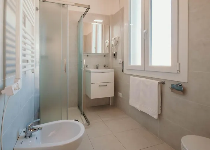 Al 13 - Lakeside Leisure & Business Apartamento