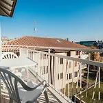 Al 13 - Lakeside Leisure & Business Apartman *